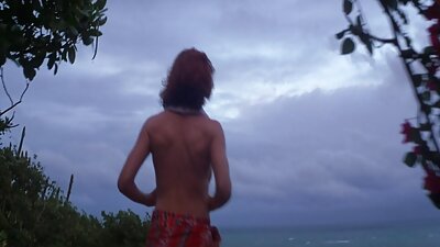 A nedves, forró kurvás nyári videó nyári erőszakos sex videok szellő